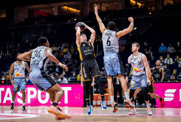 在转会谈判 在转会谈判