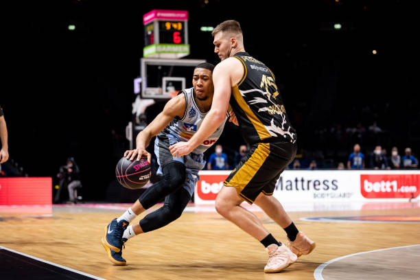 要在中场和 要在中场和